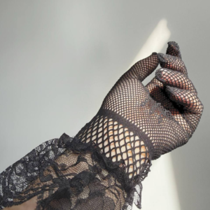 Lace gloves